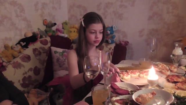 *Новый Год* 31.12.2015, 01.01.2016 смотреть онлайн