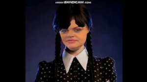 девочка👱♀️ венсдей📆 с последней🥉 парты👩🎓 напишу📃 тебе❤️ песню🎶......