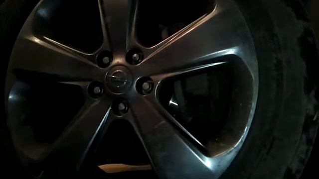 Как снять колесо на автомобиле (Ускоренная запись) смотреть онлайн