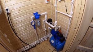 Зимний водопровод на даче от абиссинской скважины, можно приезжать зимой!