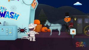 Creepy Carriage Gets Cleaned at the Car Wash | Carl's Car Wash