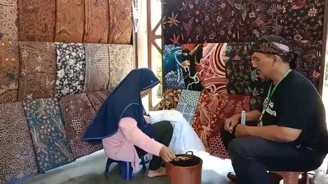 Studio Batik Desa Tlogo смотреть онлайн