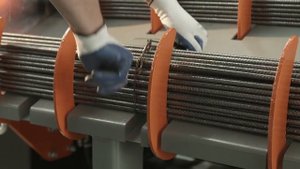 Правильно-отрезной станок для арматуры R 13