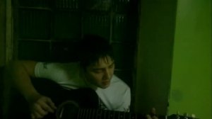 Я слышу проливные как жизнь дожди.