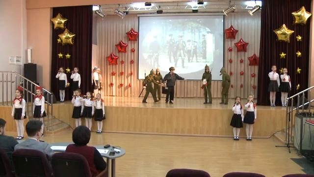 Коричневая пуговка смотреть онлайн