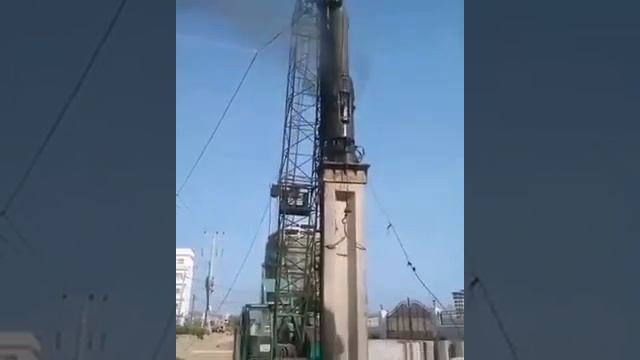 Молот дизельный сваебойный трубчатый