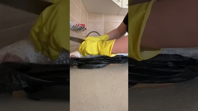 Как почистить рыбу - Кефаль !