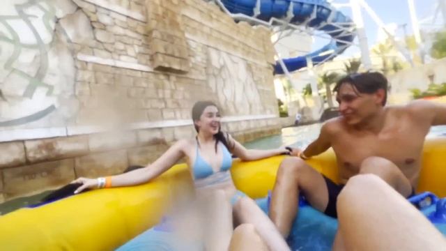 Я ПРОВАЛИЛСЯ В ТРУБУ В АКВАПАРКЕ! *Экстремальные ВОДНЫЕ ГОРКИ*