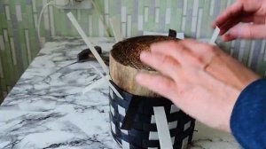 ТЕРЕФТАЛАТ жесткий да бесплатный. Круговое плетение из упаковочной ленты.