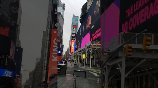 Empty Times Square 2021 360 view