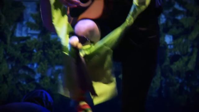 В четыре руки. Театральный капустник смотреть онлайн