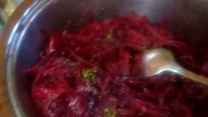 Свекла в собственном соку.