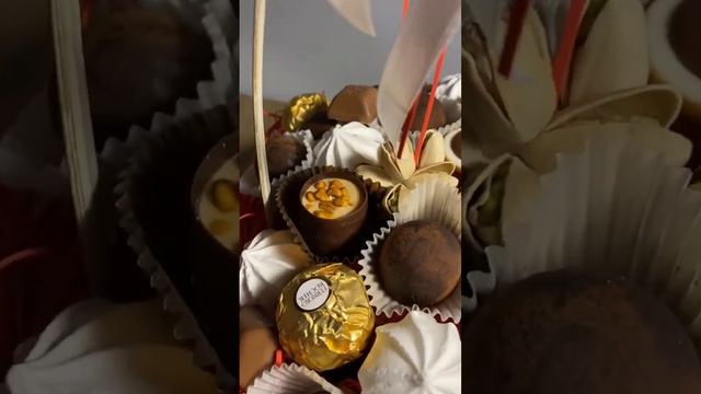 Dulce regalo en una canasta идея сладкого подарка в корзине. Конфеты, орехи #buenosaires