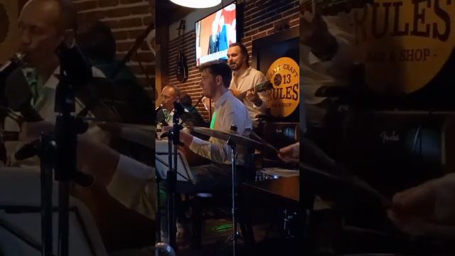 Из за острова на стрежень. Оркестр Отличного Настроения. смотреть онлайн