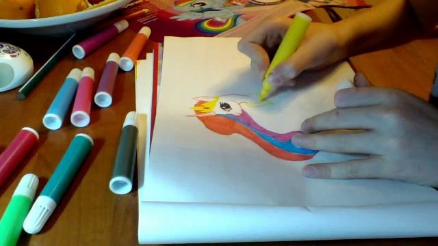 Наконец-то!!! Принцесса Селестия СРАЗУ фломастером! смотреть онлайн