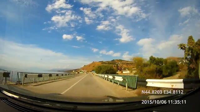 06.10.2015 Крым: по серпантину дороги Р29 / A trip along the winding mountain road in Crimea смотреть онлайн