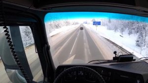 40 ТОНН по ГОЛОЛЁДУ: Спуск с горы гружёной фуры!