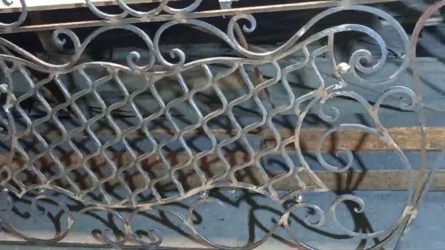 кованые перила,монастырская решетка,под угол, художественная ковка,кованые изделия,кузня.