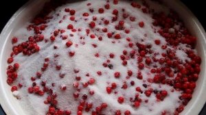 Варенье из брусники с яблоками