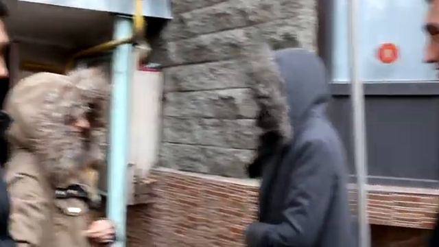 Новогодний видеоролик от специалистов Алмалинского района АН "Кубик" смотреть онлайн