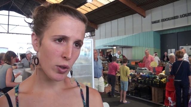 Le marché du vendredi à Oloron Sainte-Marie смотреть онлайн