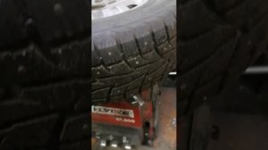 для чего нужны отметки на покрышках жёлтые точка и красная