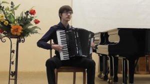 Г. Петербургский "Синий платочек", обработка И. Паницкого, исполняет Е. Гаранжа