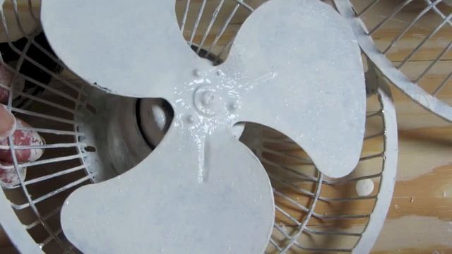 Vintage Roses Shabby Metal Fan Decoupage