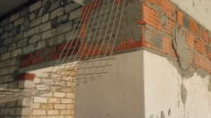 Используем базальтовую сетку для связки кирпича