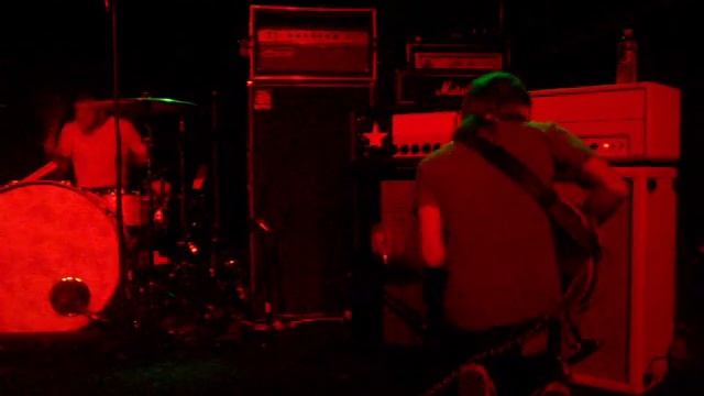 Beginning of Loco Commotion - PlayRadioPlay! смотреть онлайн