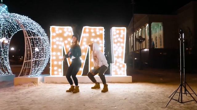 Macarena Dance смотреть онлайн