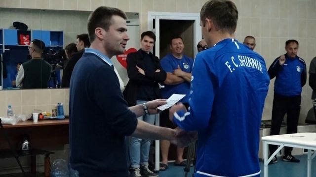 Перед матчем с "Томью" игрокам "Шинника" вручены пожелания болельщиков смотреть онлайн