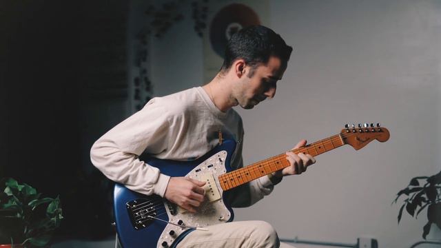 Nicholas Veinoglou performs "Bubble Tea" with Fender American Ultra смотреть онлайн