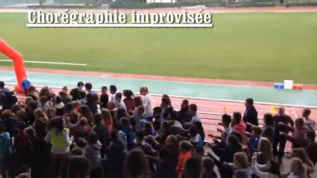 Chorégraphie improvisée смотреть онлайн