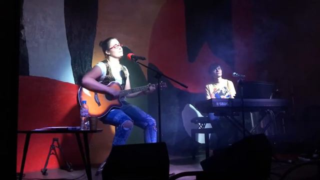 Соколовская/Комиссаров - Алиса смотреть онлайн