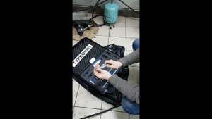 Белый дым после прогрева дизельного двигателя мерседес.