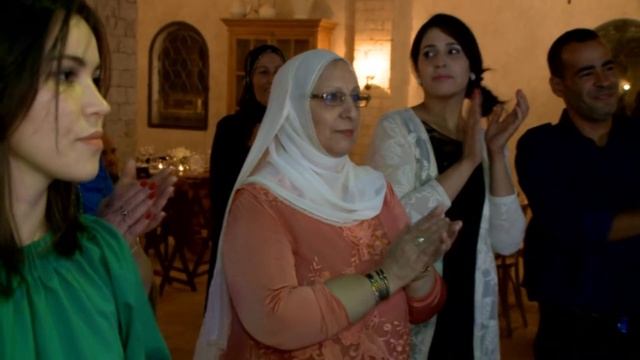 РУССКАЯ ДЕВУШКА в АРАБСКОМ МИРЕ смотреть онлайн