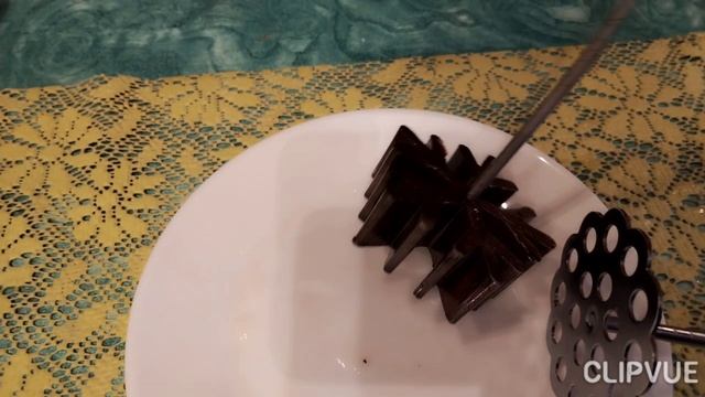 ХВОРОСТ НА КРАХМАЛЕ. СТАРАЯ ФОРМОЧКА не подвела.