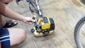 Бензокоса Варяг БТ4318.Китайчик (часть 2).