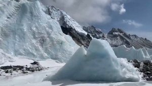 Непал Гималаи и Базовый лагерь Эвереста