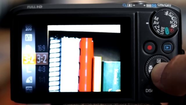 Optical Zoom vs Digital Zoom using Canon Powershot SX260 смотреть онлайн