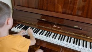 Артоболевская сборник. "Медведь" Г.Галынин. Играет Скобелев Марк, 8 лет