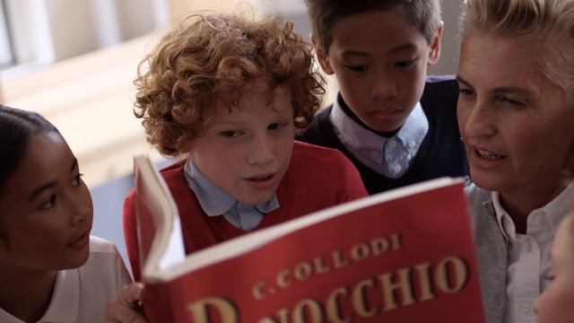 The new Benetton Campaign by Oliviero Toscani смотреть онлайн