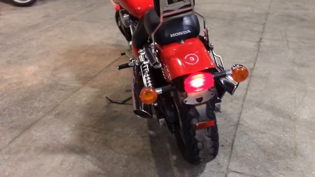 HONDA MAGNA 750 смотреть онлайн