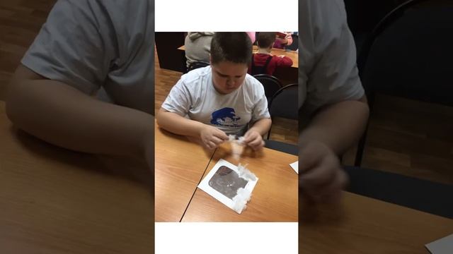 «ДеТвоРа» на катке смотреть онлайн