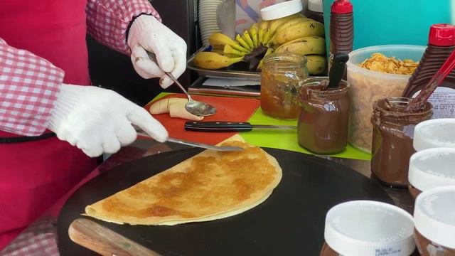 Креп из свежих сливок с Нутеллой- Корейская уличная еда.
