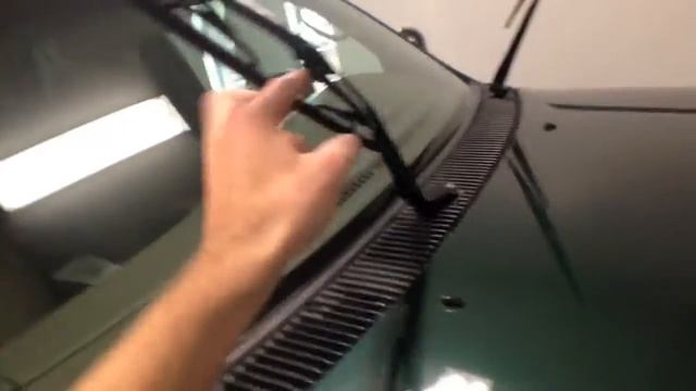 How to Replace Windshield Wiper Blades смотреть онлайн