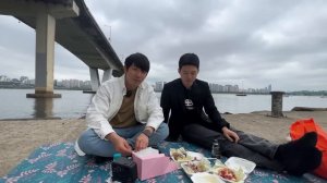 ПИКНИК ПО-КОРЕЙСКИ / ?БЕШЕНАЯ РЕАКЦИЯ КОРЕЙЦА НА РУССКИЕ СНЕКИ ОТ ПОДПИСЧИКОВ / НИКОЛАЙ ПО-КОРЕЙСКИ