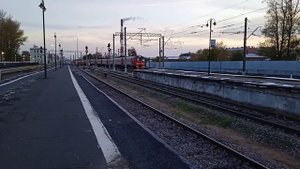 Прибытие электрички эт2м на Витебский вокзал Санкт-Петербург #ржд #электрички #вокал #питер