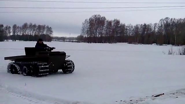 Гусеничнй вездеход Сибиряк, четвёртая передача, мокрый снег. смотреть онлайн